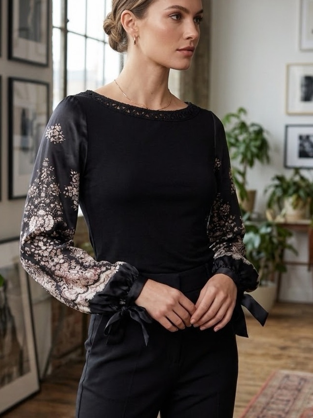 Vintage Tristan & Iseut Floral Sleeve Blouse